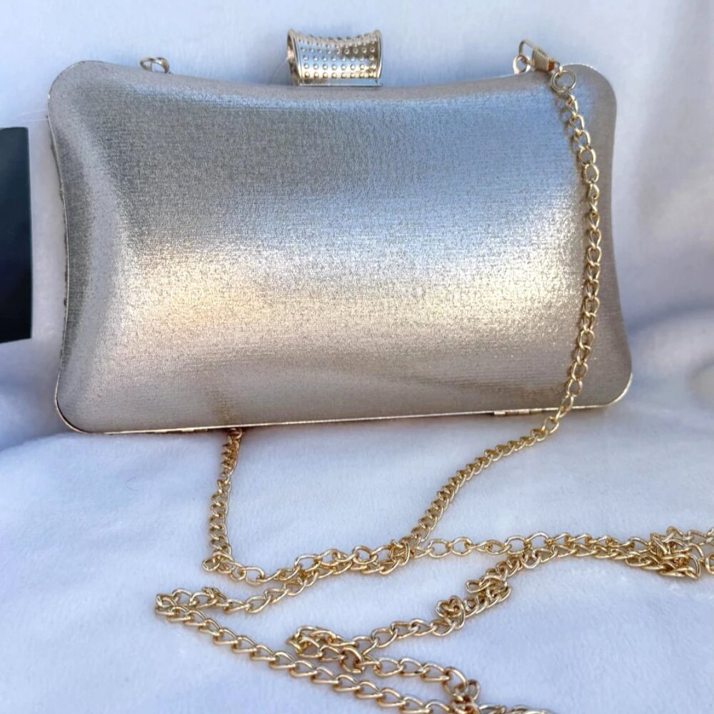 D’margeaux New York Sparkling Gold Rhinestone Evening Clutch Bag Chain NWT - Picture 14 of 14